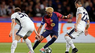 Yamal 'áp đảo' cả Messi lẫn Ronaldo khi cùng ở tuổi 17