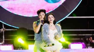 Anh Tú nói 'thích' Lyly trên sân khấu 