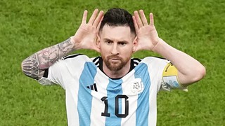 Messi được gọi lên tuyển quốc gia, đối đầu với đội bóng của HLV Argentina tại vòng loại World Cup