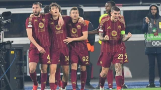 Nhận định, soi tỷ lệ Roma vs Fiorentina 23h00 ngày 4/5, vòng 35 Serie A
