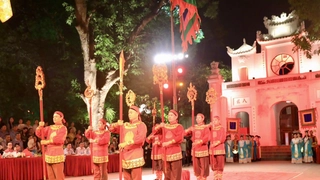 Tour đêm “Tiếng chuông Trấn Vũ”: Gắn bảo tồn di sản với phát triển sản phẩm du lịch mới