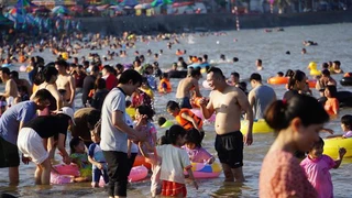 Tăng mạnh lượng đặt phòng lưu trú tại các địa điểm du lịch biển đảo