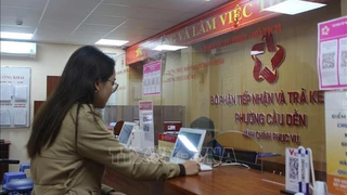 Đẩy mạnh phân cấp, phân quyền, đồng bộ với mô hình chính quyền địa phương 2 cấp