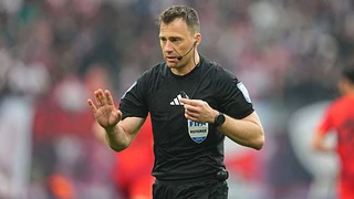 Trọng tài từng nhận hối lộ điều khiển trận PSG vs Arsenal ở bán kết lượt về cúp C1