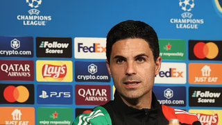 HLV Arteta bất ngờ nói về việc Arsenal vẫn chưa có danh hiệu nào