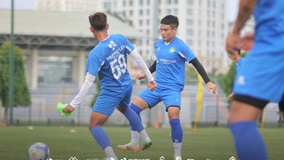 Đá trận ‘chung kết’ tại Ninh Bình, đội bóng của Công Phượng gặp khó