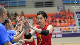 ĐT bóng chuyền nữ Việt Nam sáng cửa vào chung kết , á quân năm ngoái sa sút sau những tranh cãi