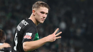 Juventus bán 8 cầu thủ để chiêu mộ Viktor Gyokeres