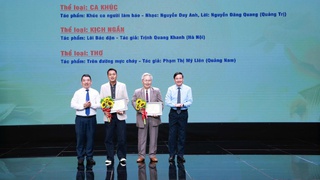 Tiếp thêm ngọn lửa đam mê cho những người làm báo