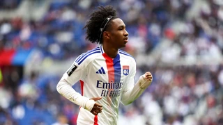 Tin chuyển nhượng ngày 18/6: MU nhắm thần đồng của Lyon với giá 42 triệu bảng; Arsenal được báo giá Rodrygo