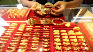 Giá vàng sáng 2/6 giảm 200 nghìn đồng/lượng ở chiều bán ra