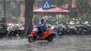 Dự báo thời tiết ngày 20/6: Hà Nội chiều tối có mưa rào và dông
