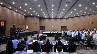 Tòa phúc thẩm chuyển hình phạt, bị cáo Trịnh Văn Quyết được giảm án 14 năm tù