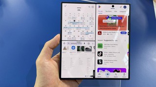 Samsung “trình làng” dòng điện thoại gập mới tích hợp AI của Google
