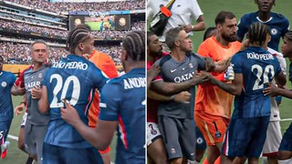 Lộ ảnh tát vào mặt Joao Pedro, HLV PSG vẫn phủ nhận và tuyên bố: ‘Chúng tôi không phải kẻ thua cuộc’