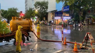 Cảnh báo mưa dông cục bộ trên khu vực nội thành Hà Nội