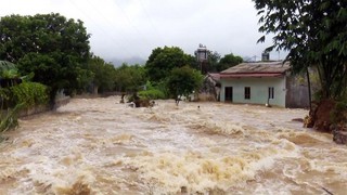 Thủ tướng yêu cầu tập trung ứng phó khẩn cấp với mưa lũ trên lưu vực sông Cả