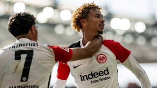 Frankfurt siêu giỏi kiếm lời từ các tiền đạo