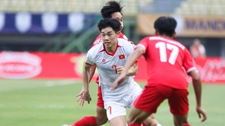 Đình Bắc buộc hàng phòng ngự U23 Indonesia dè chừng