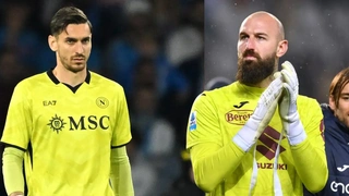 Napoli mua thủ môn giỏi: Conte 'chiến' thật đấy!