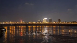 Tạo điều kiện để thành phố Hà Nội triển khai phát triển trục sông Hồng