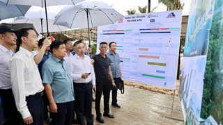 Bảo đảm tiến độ hoàn thành các dự án hạ tầng phục vụ Hội nghị APEC 2027