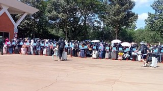 Tiếp nhận 353 công dân Việt Nam do phía Campuchia trao trả