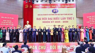 Khơi dậy tinh thần yêu nước, khát vọng phát triển đất nước phồn vinh, hạnh phúc
