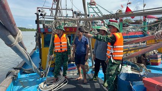 Thời tiết đêm 23/8: Bão số 5 cách đặc khu Hoàng Sa khoảng 230km về phía Đông Đông Bắc