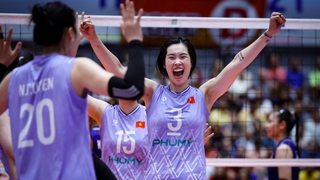 Hàng loạt trang bóng chuyền thế giới thừa nhận sự thật sau khi Trần Thị Thanh Thúy ghi điểm vượt sao châu Âu