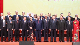 Tổng Bí thư Tô Lâm gặp mặt các thế hệ đại biểu Quốc hội 