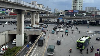 Hà Nội: Giao thông “thông thoáng” trong ngày thứ hai nghỉ Lễ​