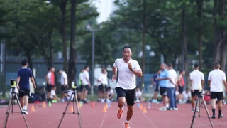 Trọng tài giúp V-League nâng tầm, cần trân trọng 'vua áo đen'
