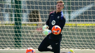 Ter Stegen mâu thuẫn Barca: Cuộc ly hôn chưa ký tên
