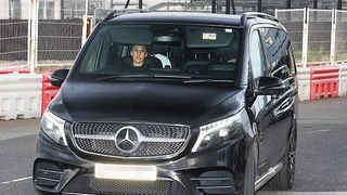 Sesko đã đến Manchester kiểm tra y tế, sắp kí hợp đồng 74 triệu bảng với MU