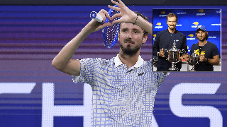 Medvedev chia tay HLV sau thất bại ở US Open 2025