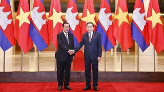 Chủ tịch Quốc hội Trần Thanh Mẫn hội kiến Chủ tịch Đảng Nhân dân Campuchia, Chủ tịch Thượng viện Campuchia Hun Sen