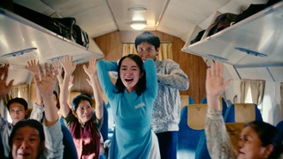 'Tử chiến trên không' đạt top 1 doanh thu phòng vé với suất chiếu sớm