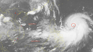 Siêu bão RAGASA di chuyển theo hướng Tây Tây Bắc hướng về Biển Đông
