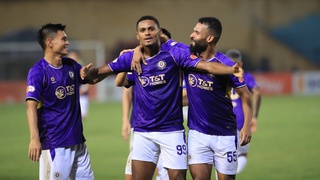 Thắng trận đầu tiên, HLV Nhật Bản của Hà Nội FC tin tưởng có thể đua vô địch