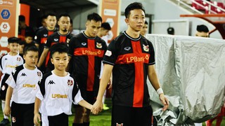 Tin nóng bóng đá Việt Nam hôm nay 30/9: HLV Kim Sang-sik ‘đau đầu’ vì Châu Ngọc Quang; Luật sư Việt Nam không tham gia vụ việc FIFA kỷ luật bóng đá Malaysia