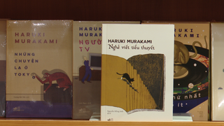 Nghề viết tiểu thuyết qua góc nhìn của Haruki Murakami