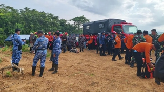 Indonesia tìm thấy máy bay trực thăng mất tích ở Nam Kalimantan