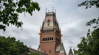 Tòa án Mỹ hủy bỏ quyết định cắt giảm hơn 2 tỷ USD tài trợ cho Đại học Harvard