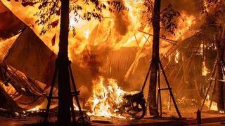 Cháy lớn lúc rạng sáng trên đường Xuân Diệu, Hà Nội