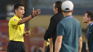 V-League và vấn đề từ những tấm thẻ đỏ