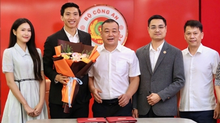 Văn Hậu quyết tâm giành danh hiệu quốc tế cùng CLB Công an Hà Nội
