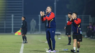 HLV Cristiano Roland dẫn dắt U17 Việt Nam dự giải Đông Nam Á