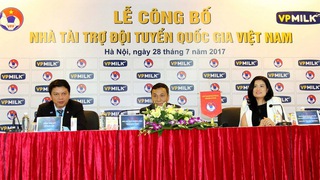 Cầu thủ U22 Việt Nam được uống sữa miễn phí trước SEA Games 29