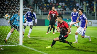 Hà Nội FC loại á quân Thai League